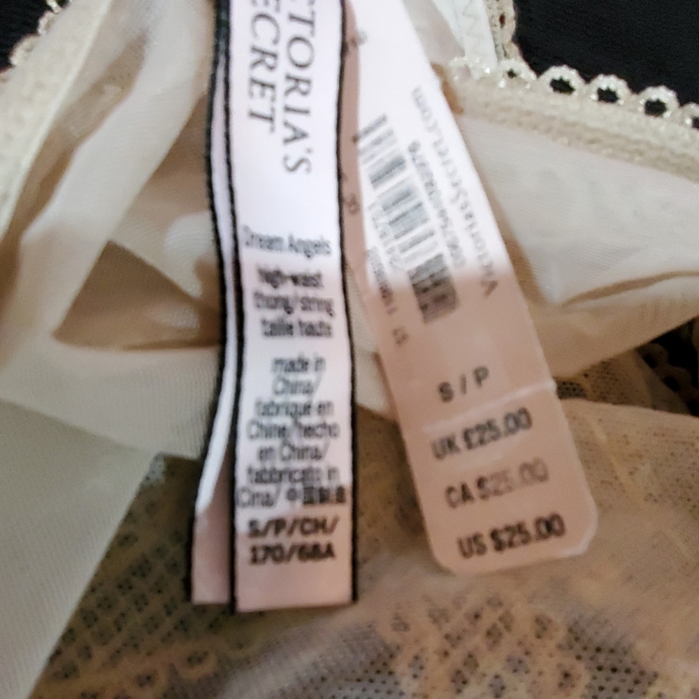 40% OFF 4+ BUNDLES  CLOSET CLOSING! - Picture 5 of 5